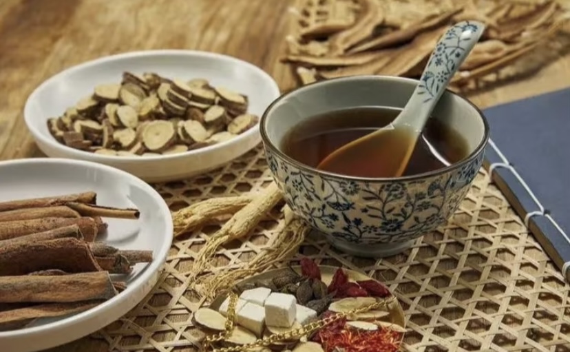 Clinical Efficacy and Immunohistochemical Changes Following Guizhi Fuling Decoction Combined with Metronidazole in the Treatment of Chronic Endometritis