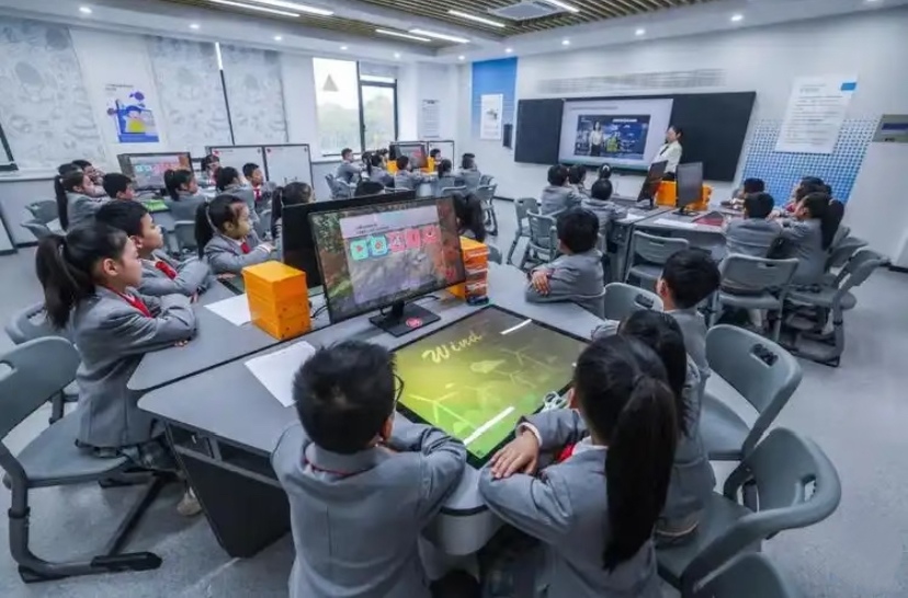Digital Twin and AI-driven Teaching Innovation for Lingnan Vernacular Dwellings Renewal: The “Smart Reform and Digital Transformation” Path of Industry-education Integration